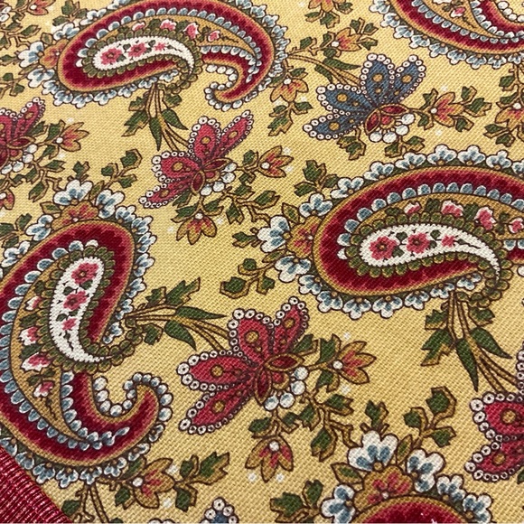 Custom Table Throw - Picture 3 of 3